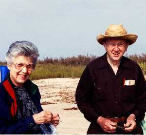 photo of Sue Turner and Russell Long at the McFaddin Beach Conference